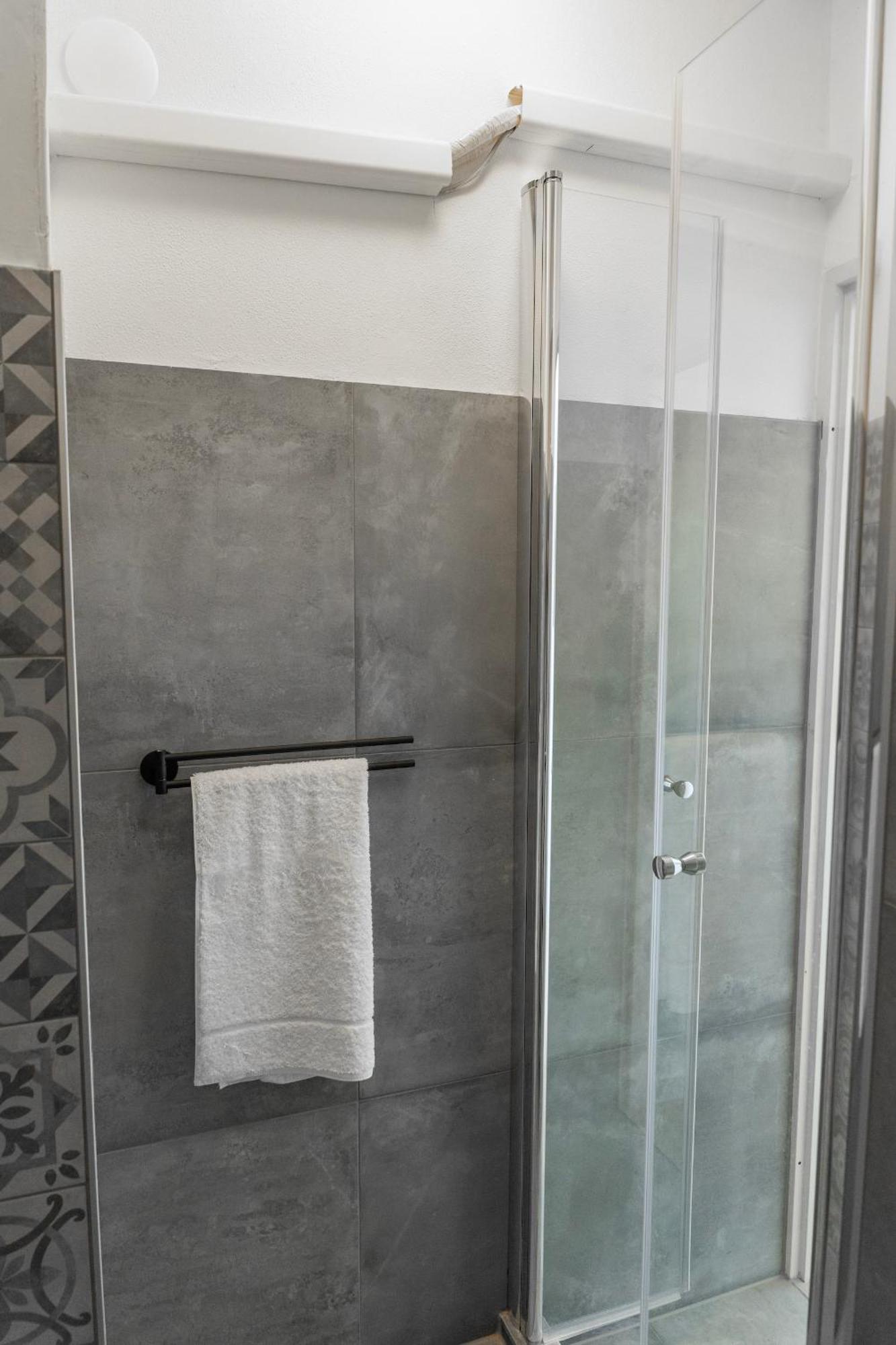 Prime Location Apt W Wifi & Near Poppodium 013 Tilburg Bagian luar foto