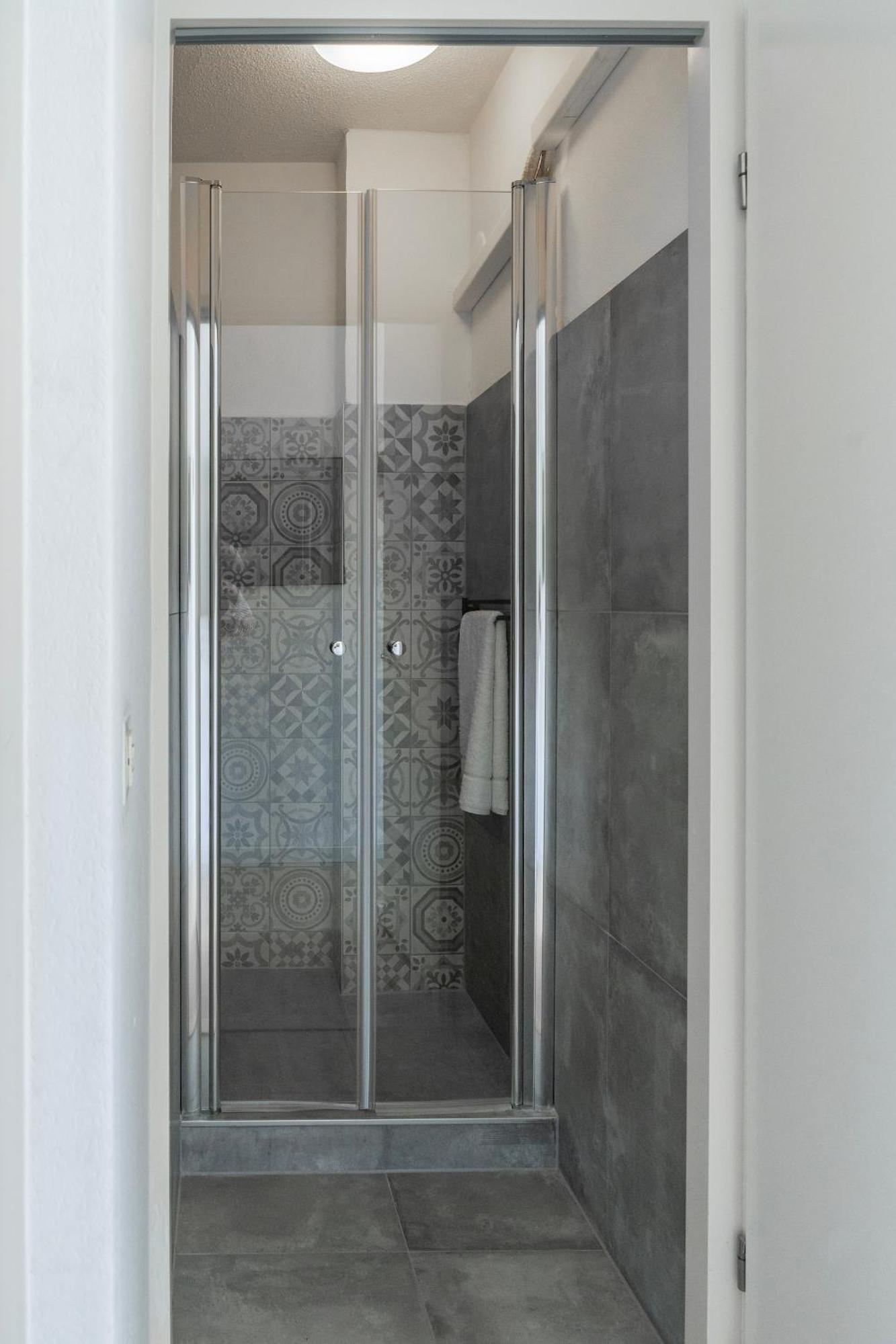 Prime Location Apt W Wifi & Near Poppodium 013 Tilburg Bagian luar foto