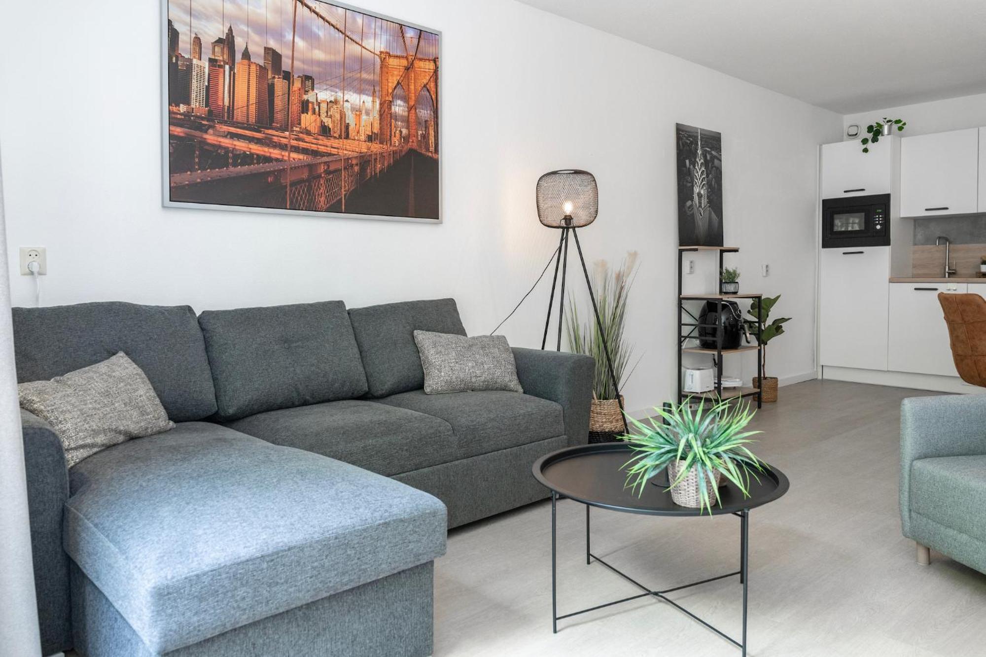 Prime Location Apt W Wifi & Near Poppodium 013 Tilburg Bagian luar foto